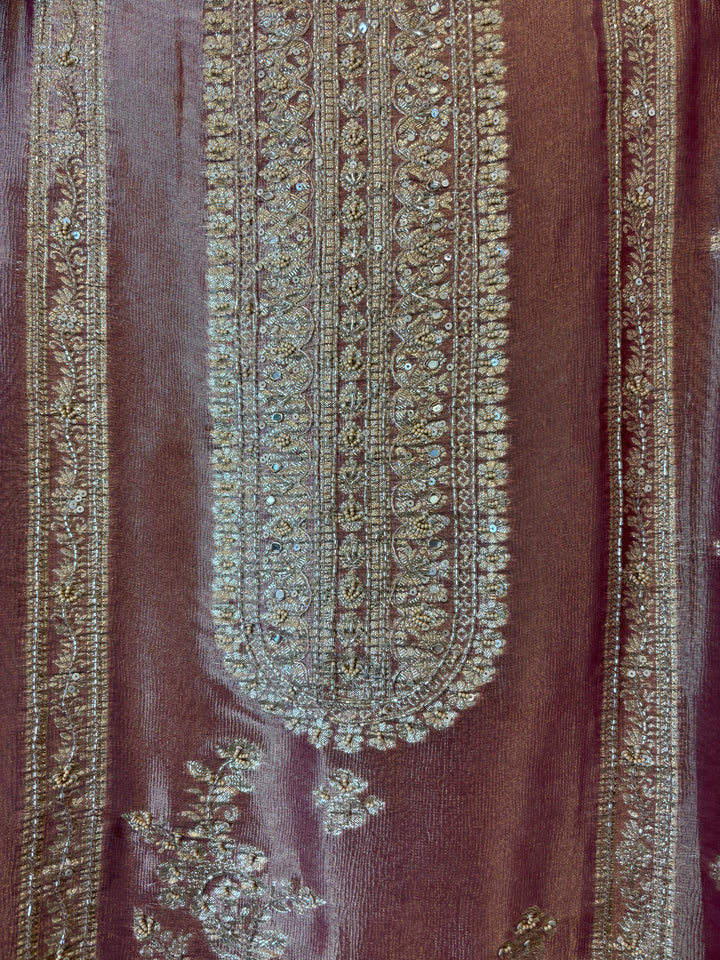 Aaradhya – Pink Kanjivaram Zari Cutdana Ensemble