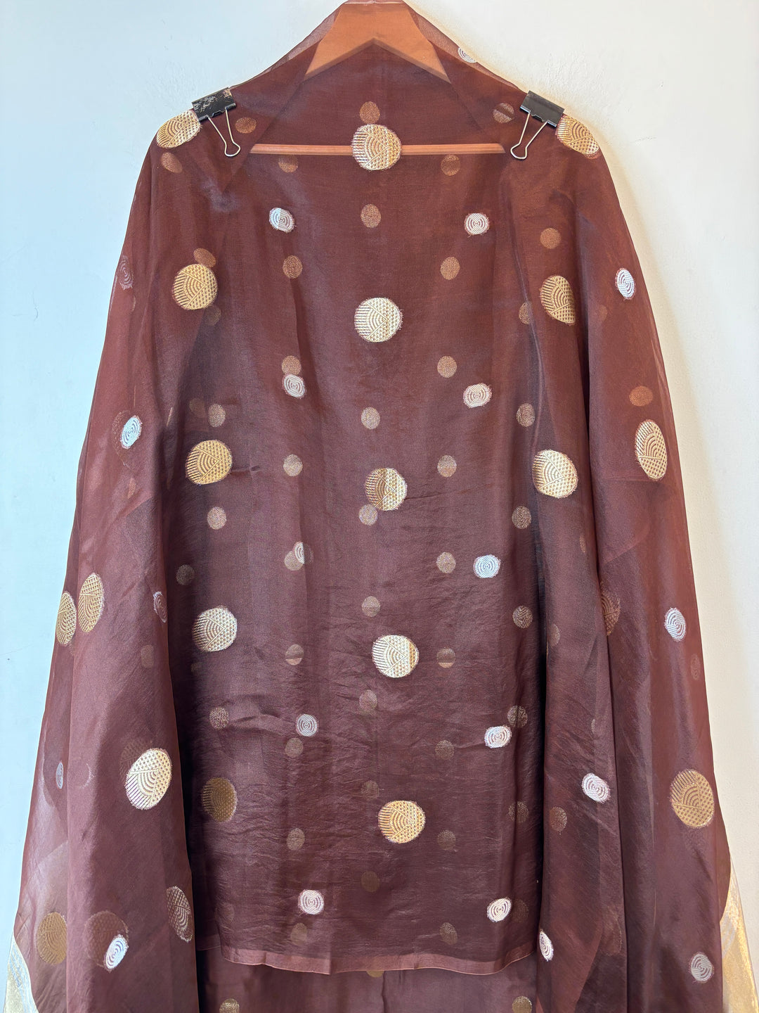 Ruhani – Brown Pure Silk Maheshwari Zari Woven Ensemble DBPRO05