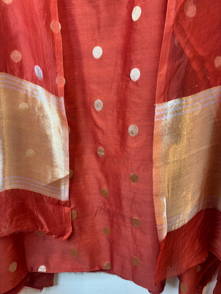Ruhani – Orange Pure Silk Maheshwari Zari Woven Ensemble DBPRO02