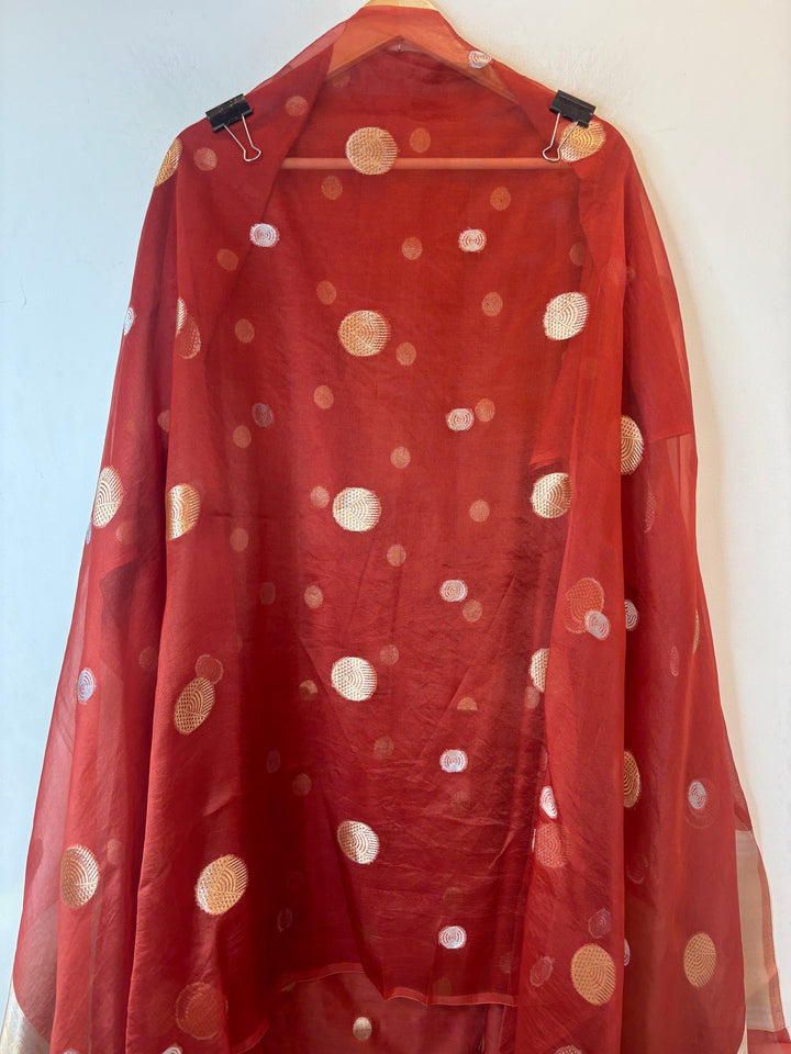 Ruhani – Orange Pure Silk Maheshwari Zari Woven Ensemble DBPRO02