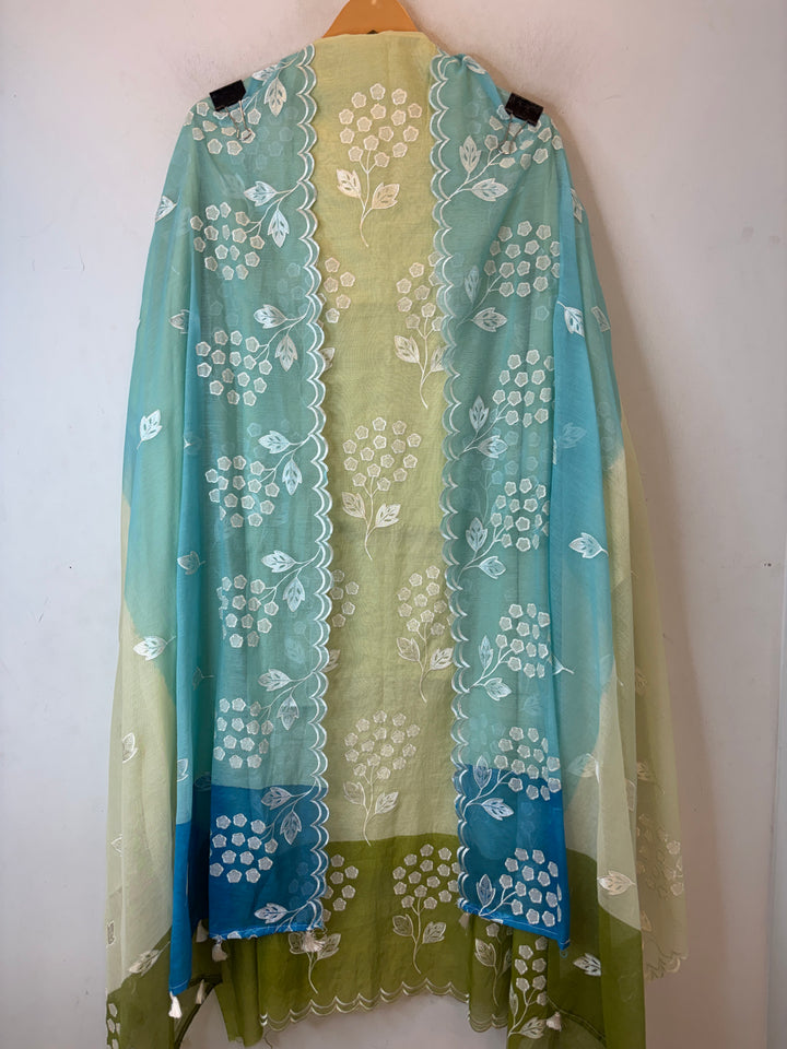 Zivara – Green Ombre Appliqué Work Unstitched Suit