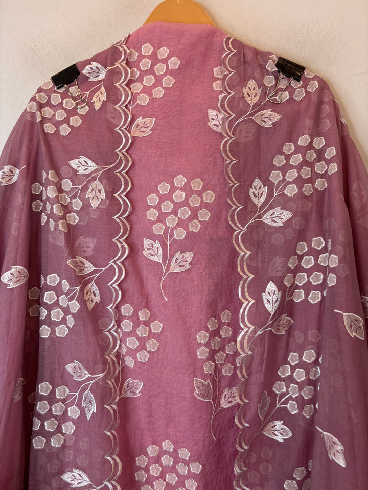 Zivara – Pink Mul Chanderi Ombre Appliqué Work Unstitched Suit