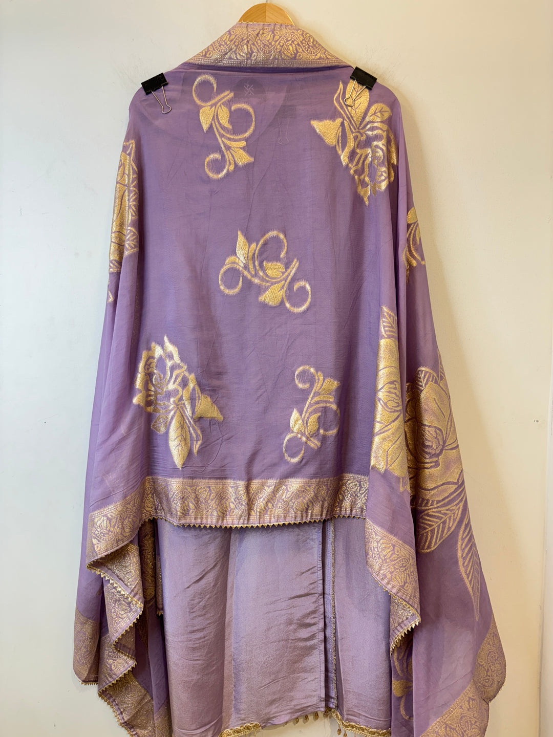 Ziya – Tissue Shimmer Suit with Banarasi Organza Dupatta