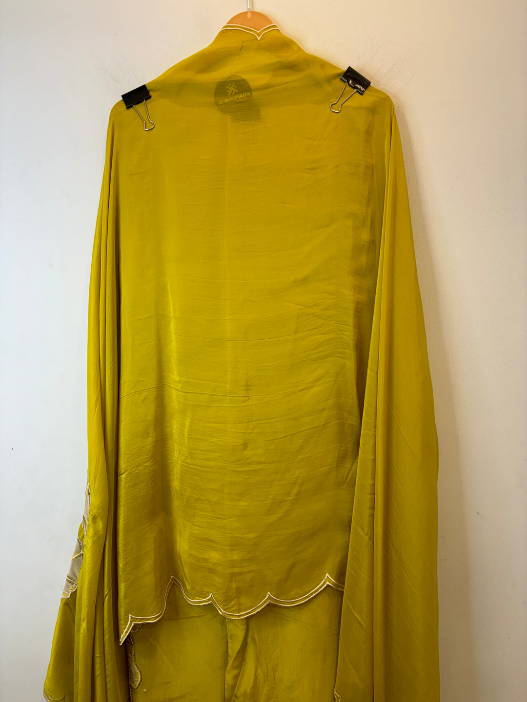 Nyra – Applique Organza Crepe Suit
