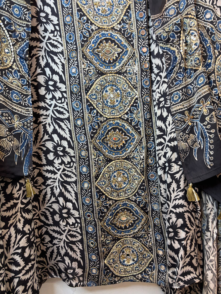 Zehra – Ajrakh Floral Print Cutdana Ensemble