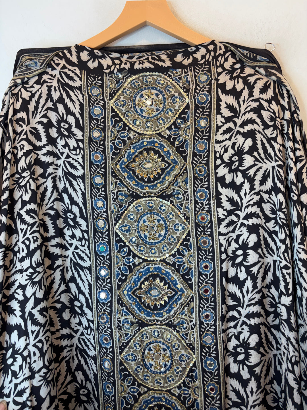 Zehra – Ajrakh Floral Print Cutdana Ensemble