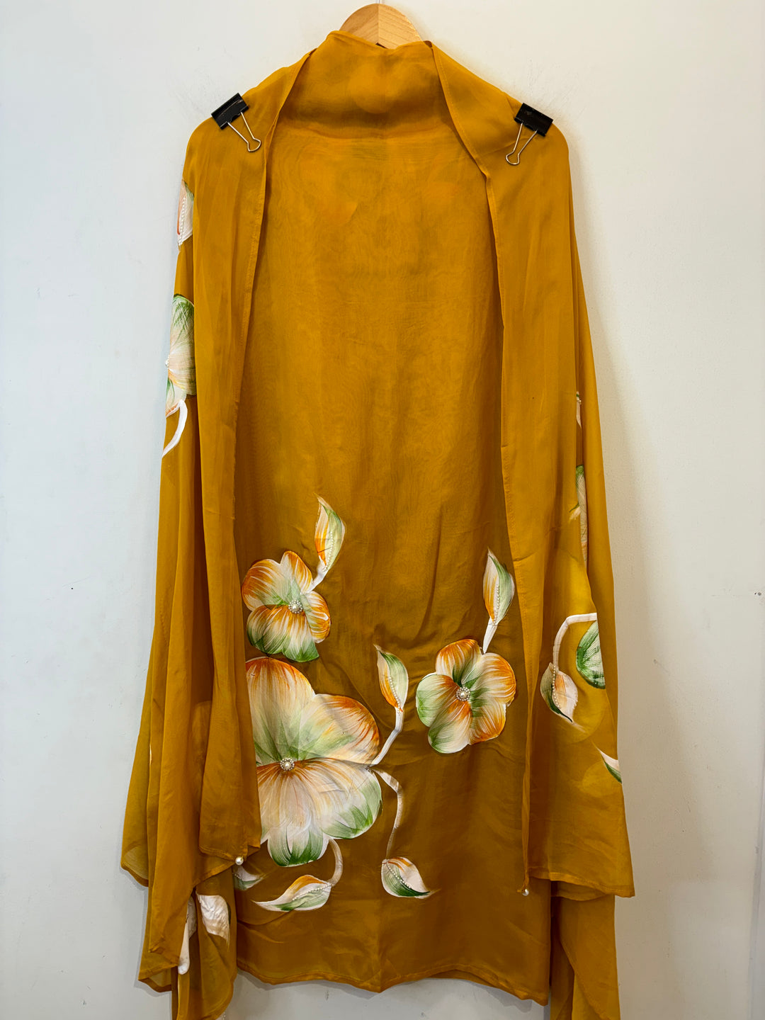Noorain – Handpainted Organza Suit