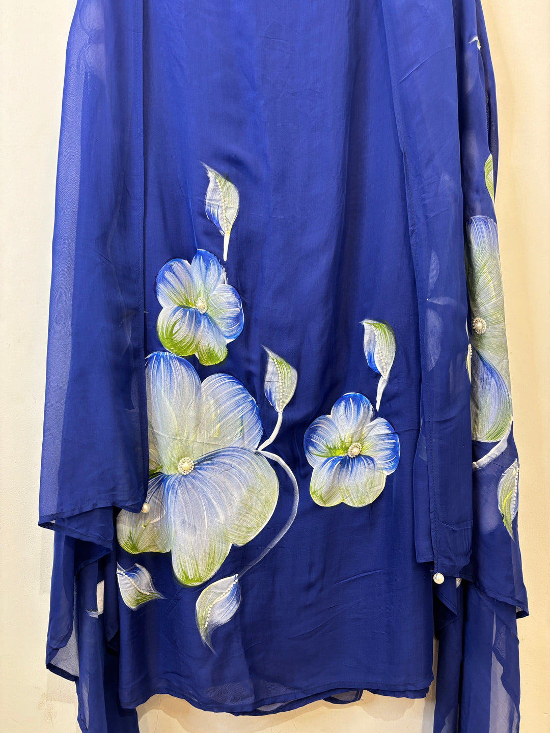 Noorain – Handpainted Organza Suit