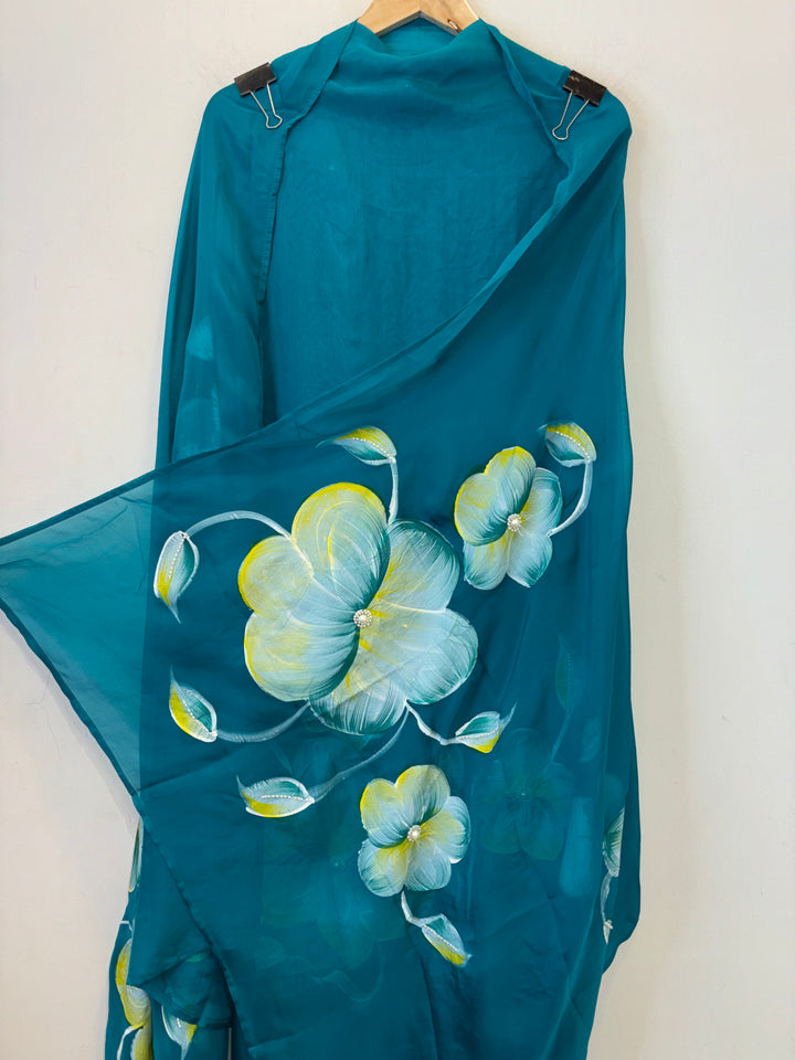 Noorain – Handpainted Organza Suit