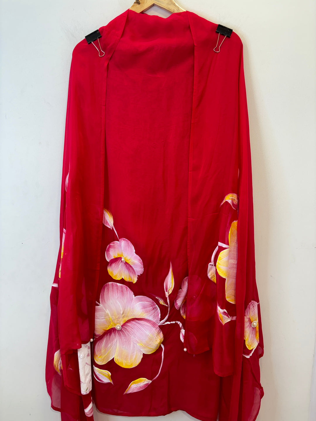 Noorain – Pink Handpainted Organza Suit