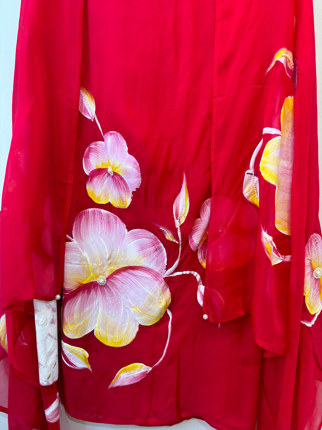 Noorain – Pink Handpainted Organza Suit