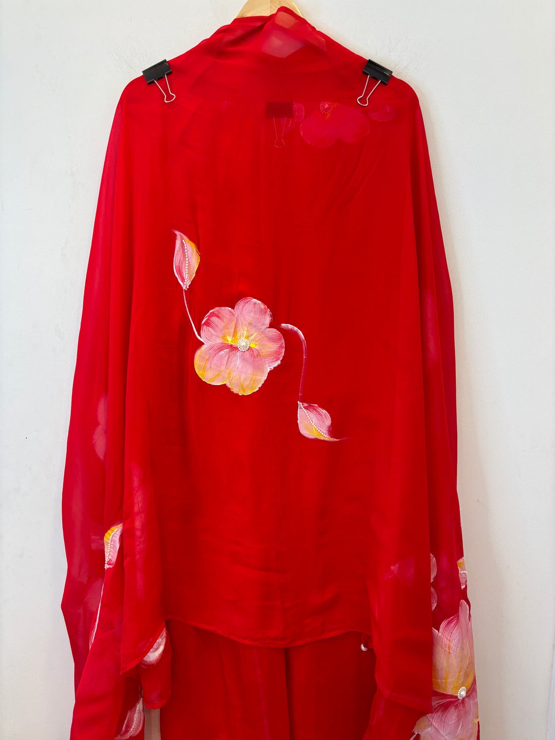 Noorain – Red Handpainted Organza Suit