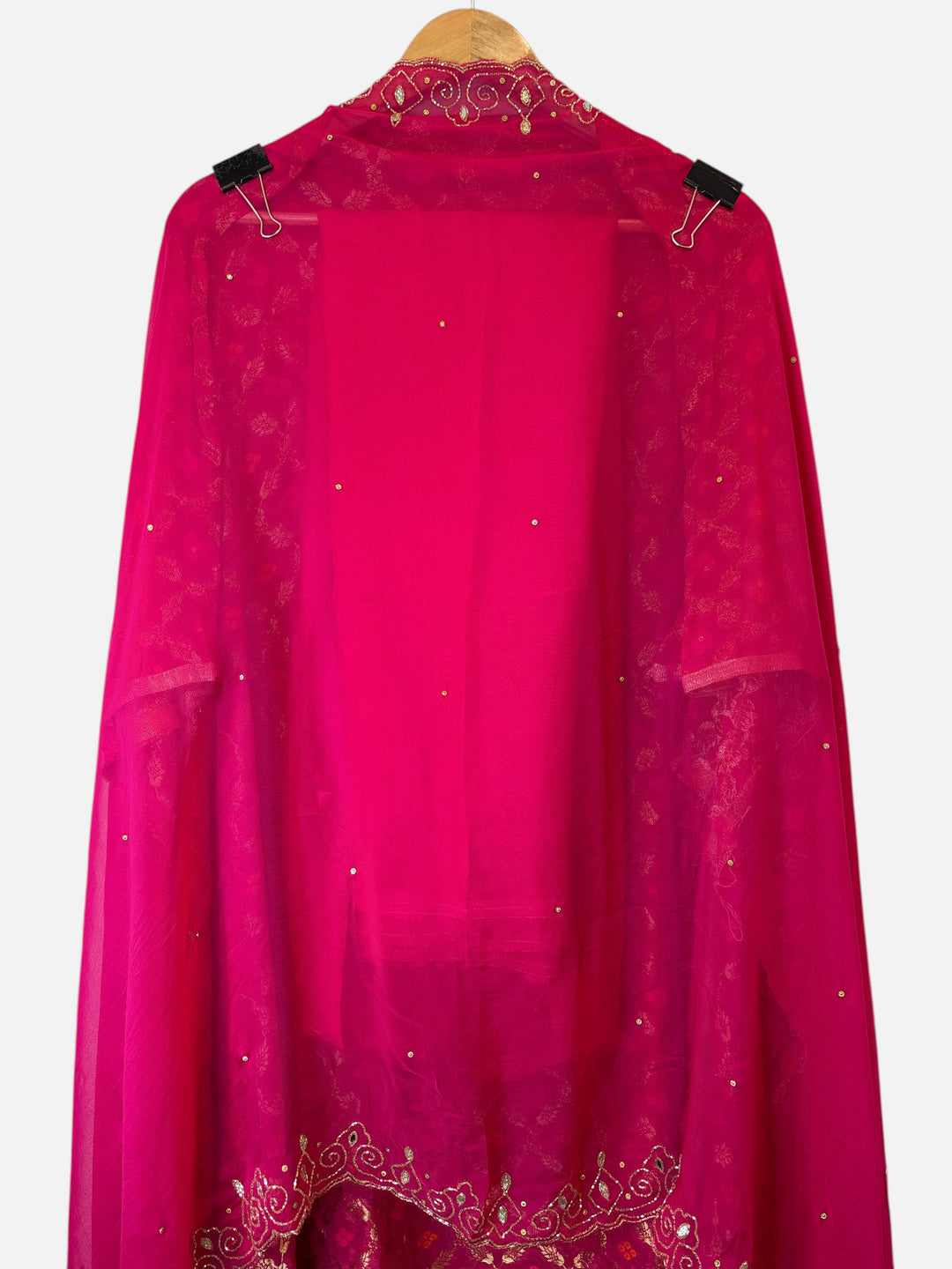 Zunaira – Pink Khadi Georgette Banarasi Embellished Ensemble