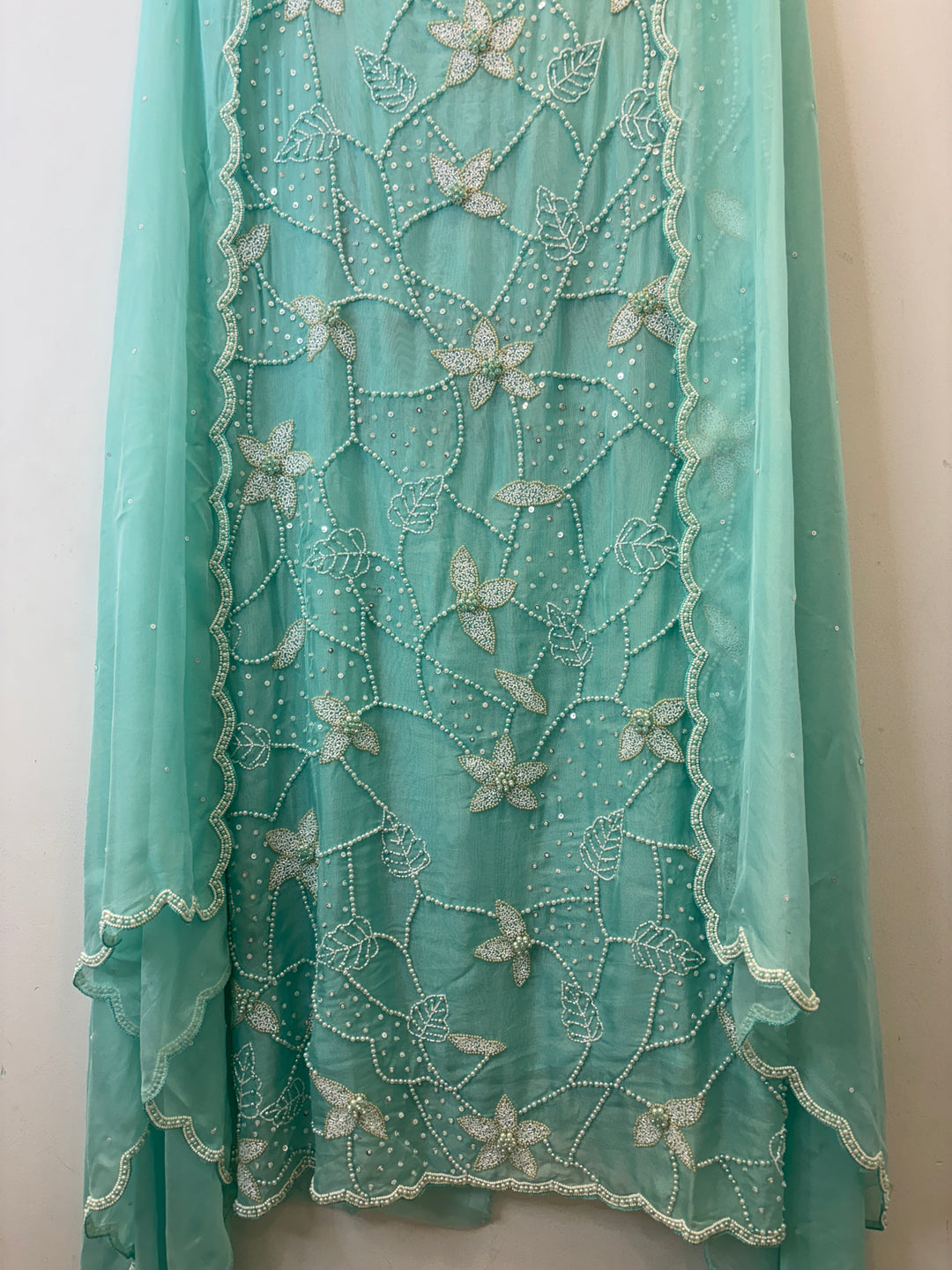 Meherun – Pearl Handworked Tissue Organza Suit