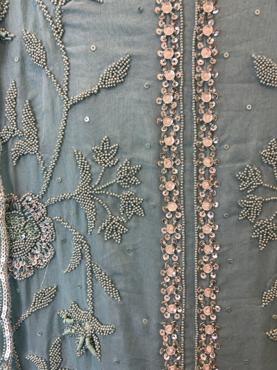 Nureh – Beaded Tissue Suit with Sequin Scalping