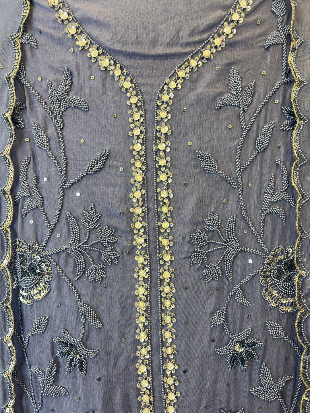 Nureh – Beaded Tissue Suit with Sequin Scalping