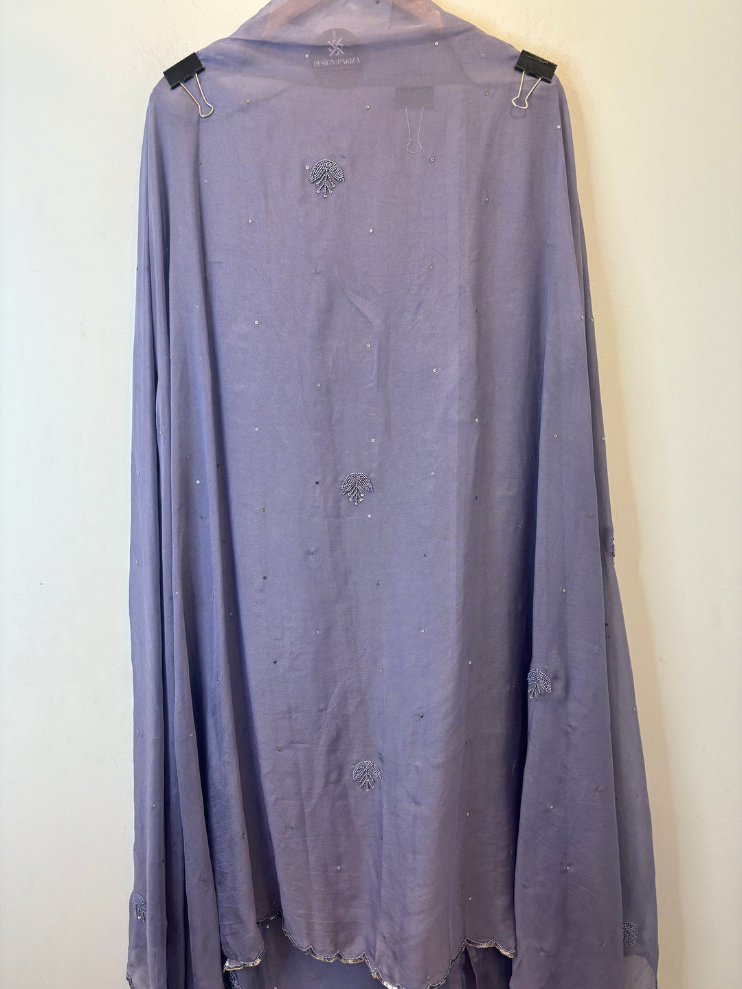 Nureh – Beaded Tissue Suit with Sequin Scalping