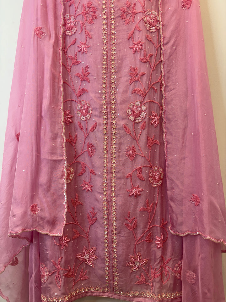 Nureh – Beaded Tissue Suit with Sequin Scalping