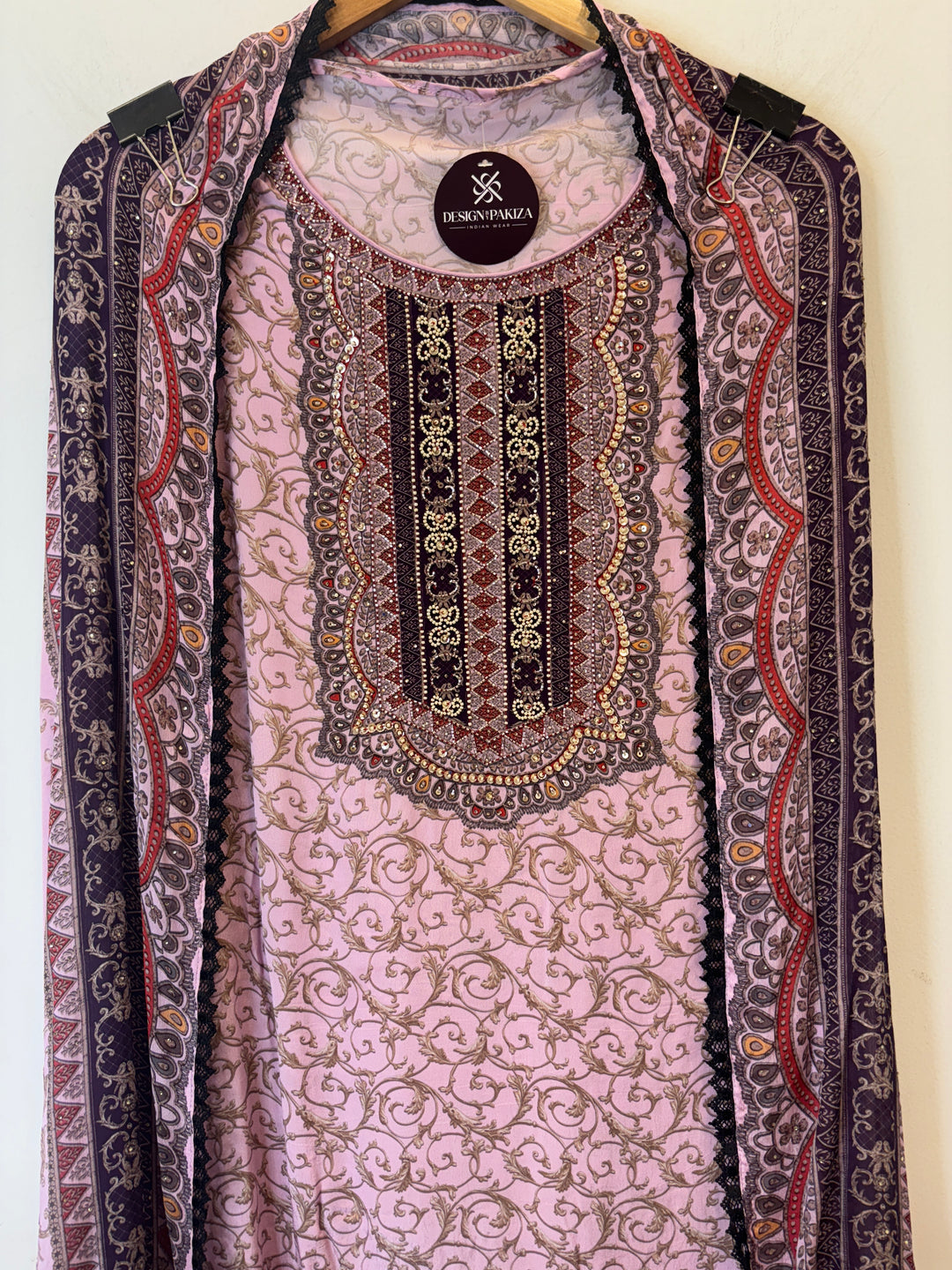 Amaana – Printed Crepe Suit