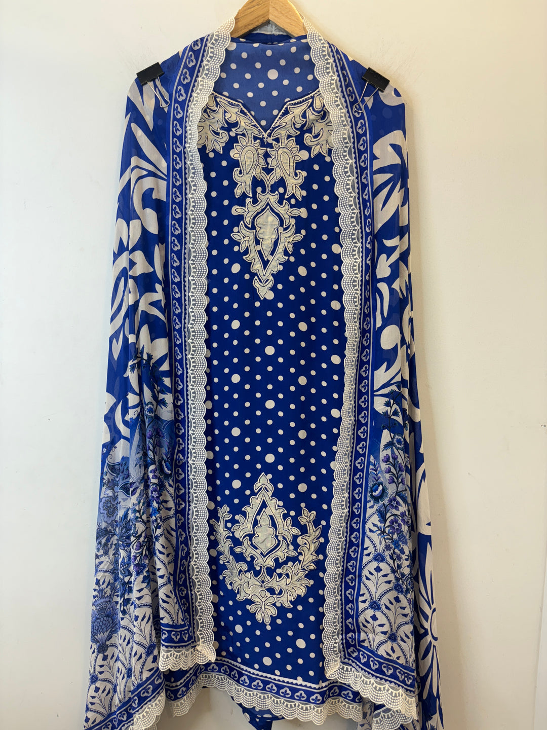 Maiza – Polka Dot Crepe Suit with Printed Dupatta