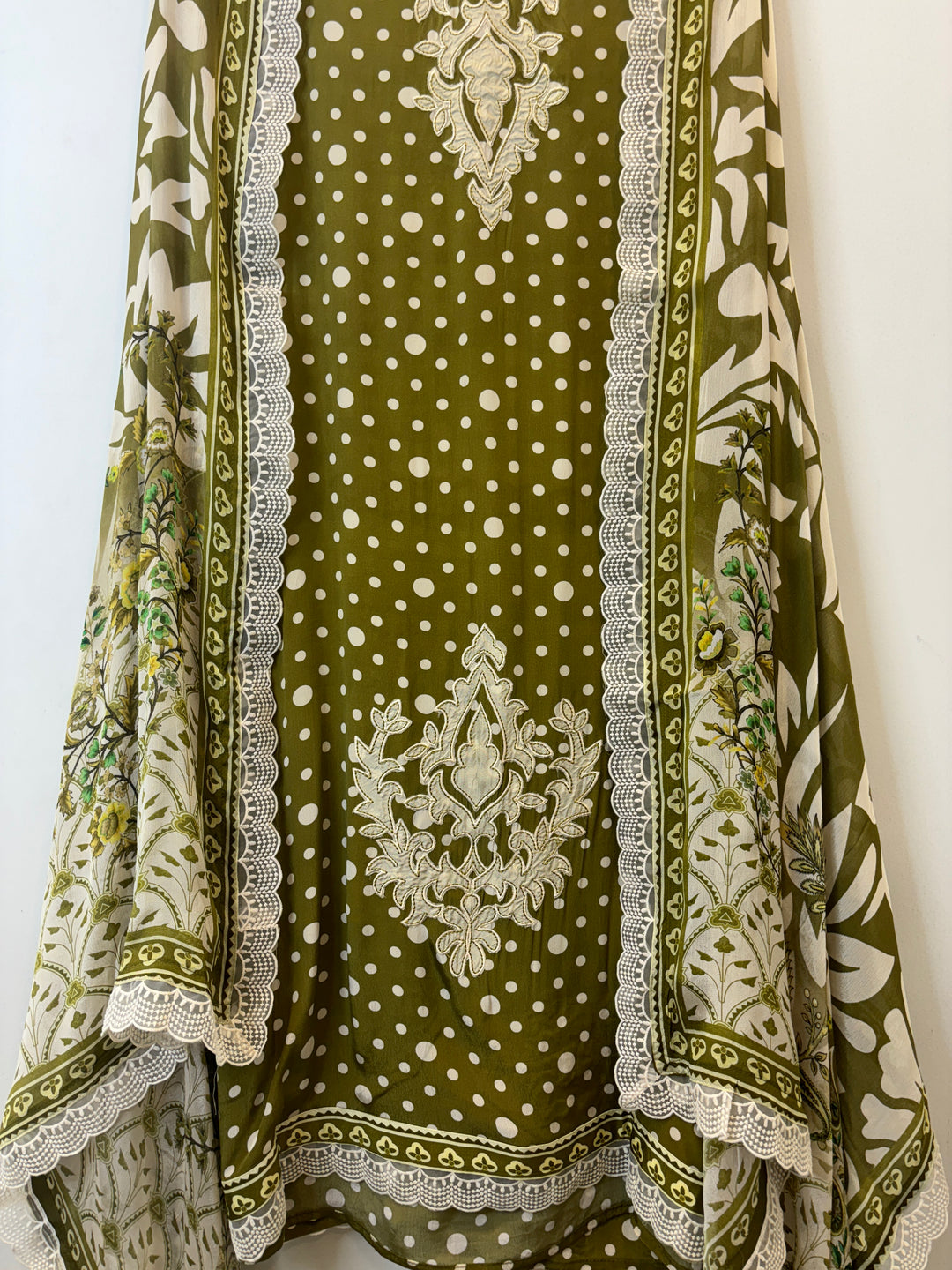 Maiza – Polka Dot Crepe Suit with Printed Dupatta