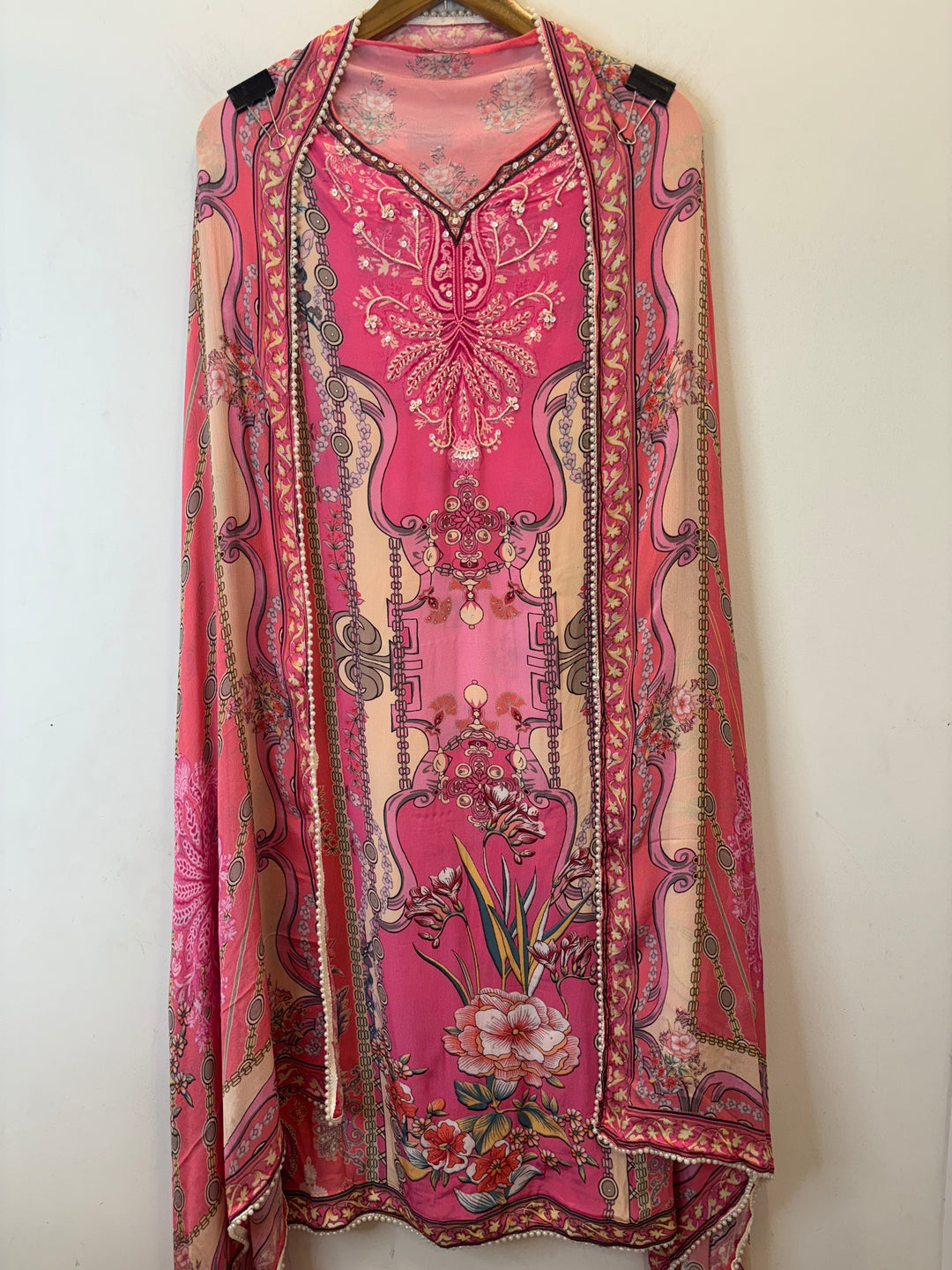 Zehra – Printed Crepe Suit with Handwork Highlights