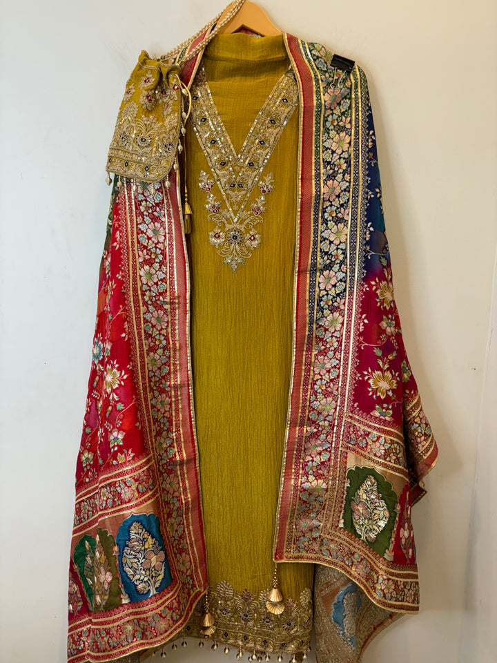 Saira – Crushed Tissue Suit with Banarasi Dupatta
