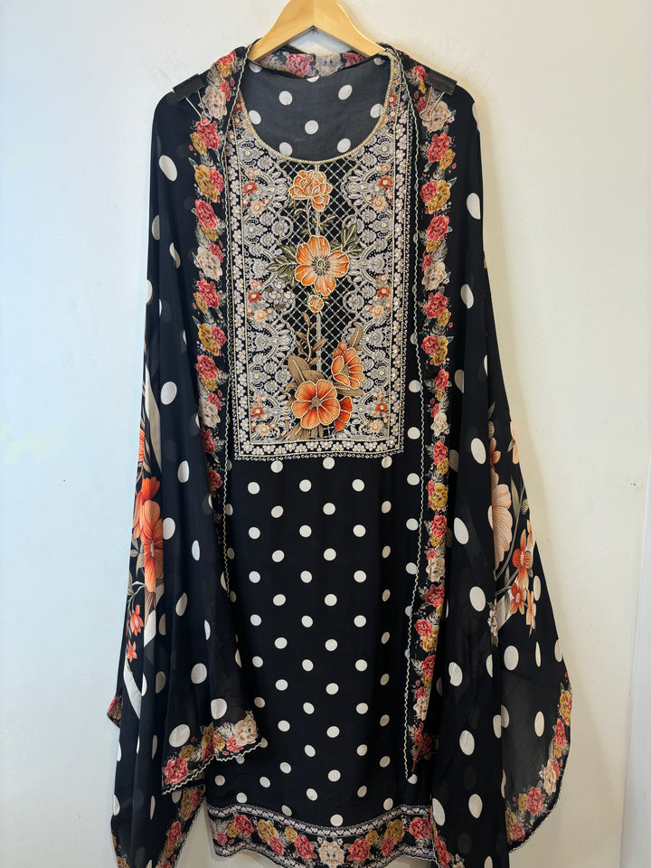 Kira – Polka Dot Crepe Suit with Handworked Neckline