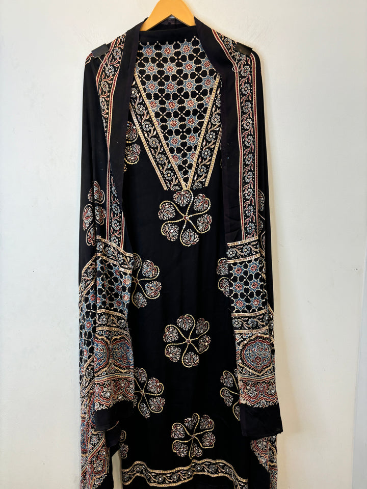 Nabeer – Ajrak Print Modal Silk Set