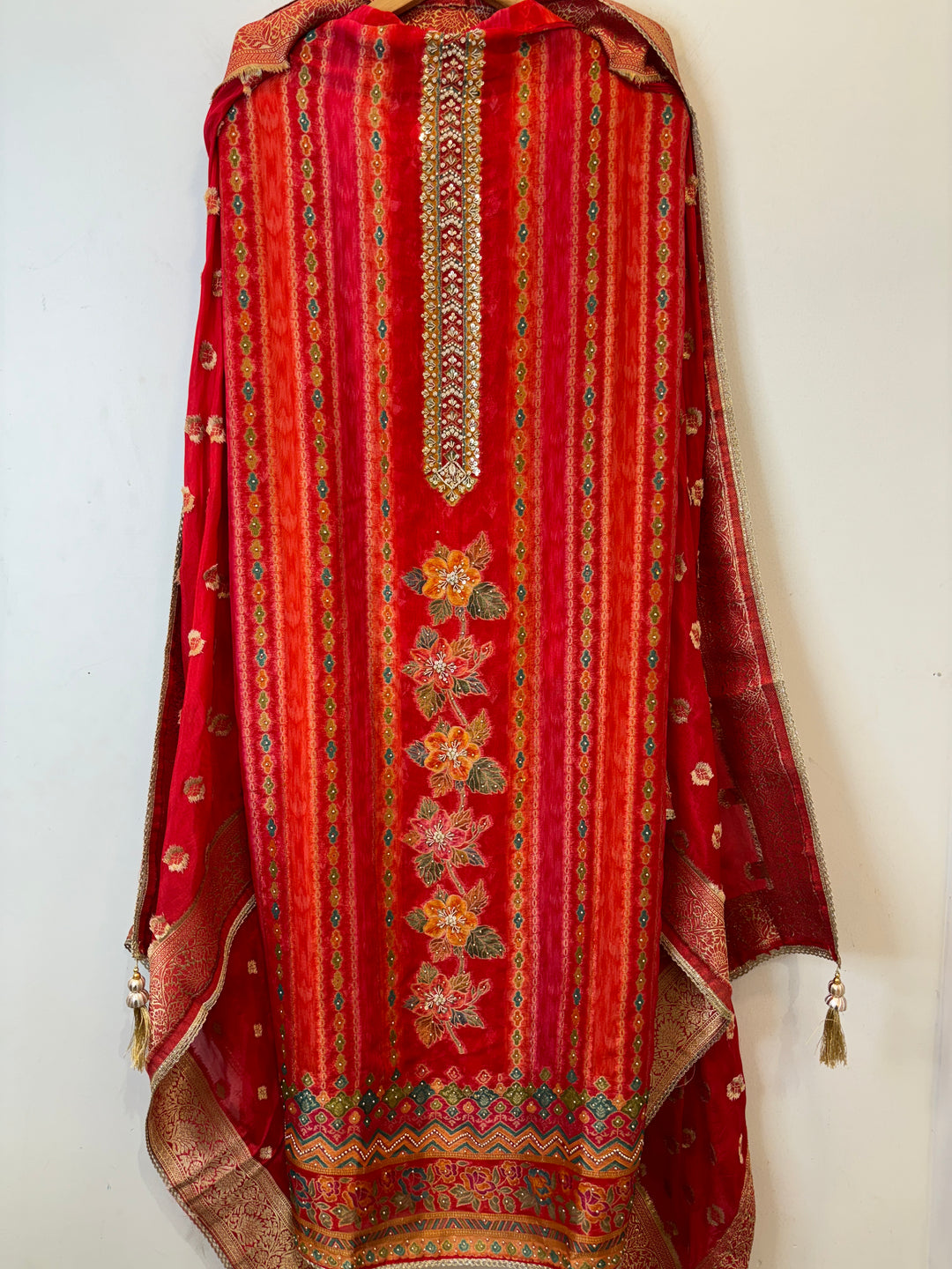 Zimal – Banarasi Organza &amp; Silk Suit