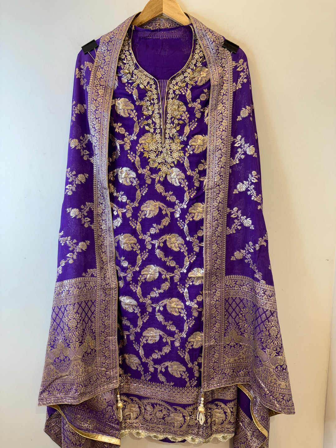 Ayat – Banarasi Organza Suit with Handwork
