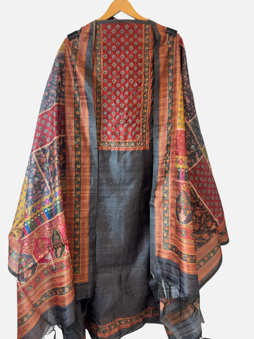 Design by Pakiza Amaira unstitched 3-piece tussar suit with red and black printed dupatta and zari cut dana handwork