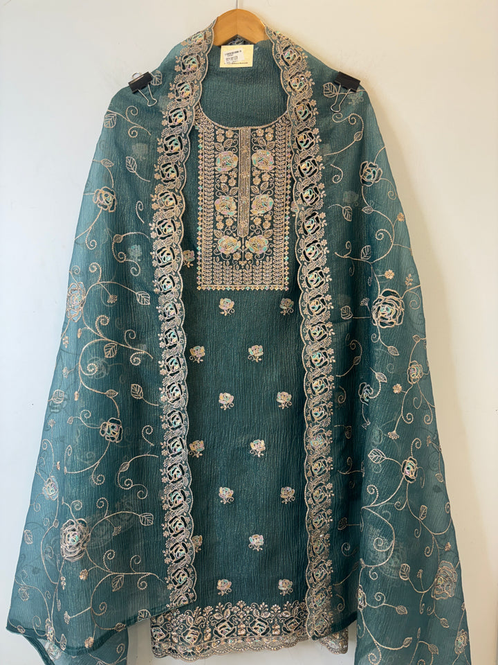 Sehrish – Crushed Tissue Suit with Laser Cut Ghera