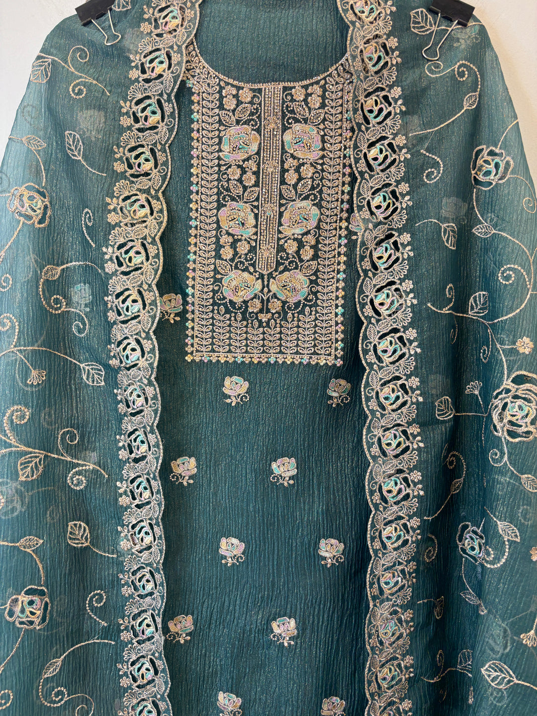 Sehrish – Crushed Tissue Suit with Laser Cut Ghera