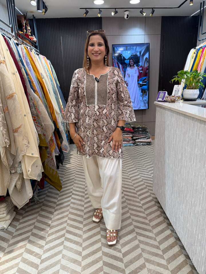 Printed Stitched Suit Set with Animal Print Design