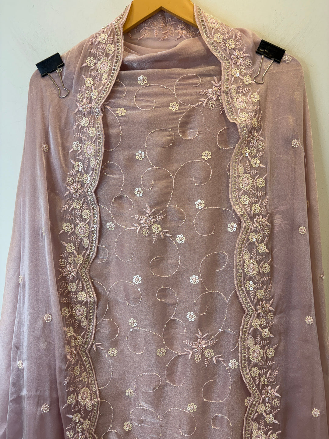 Eira – Glass Organza Thread &amp; Handwork Suit