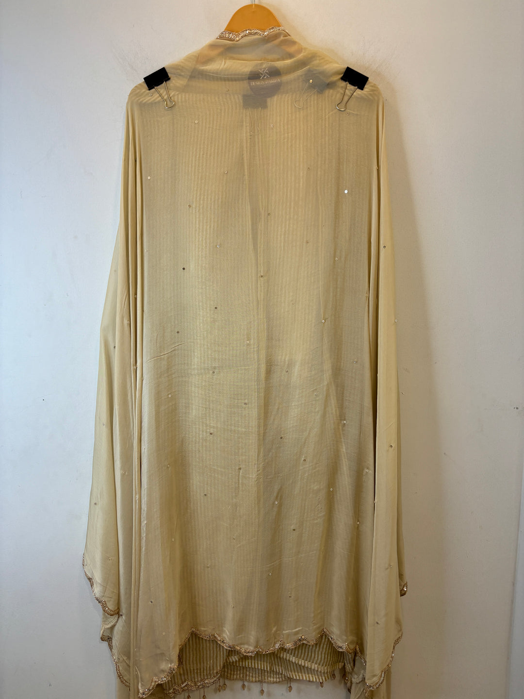 Handwork Tissue Golden Stripes Suit