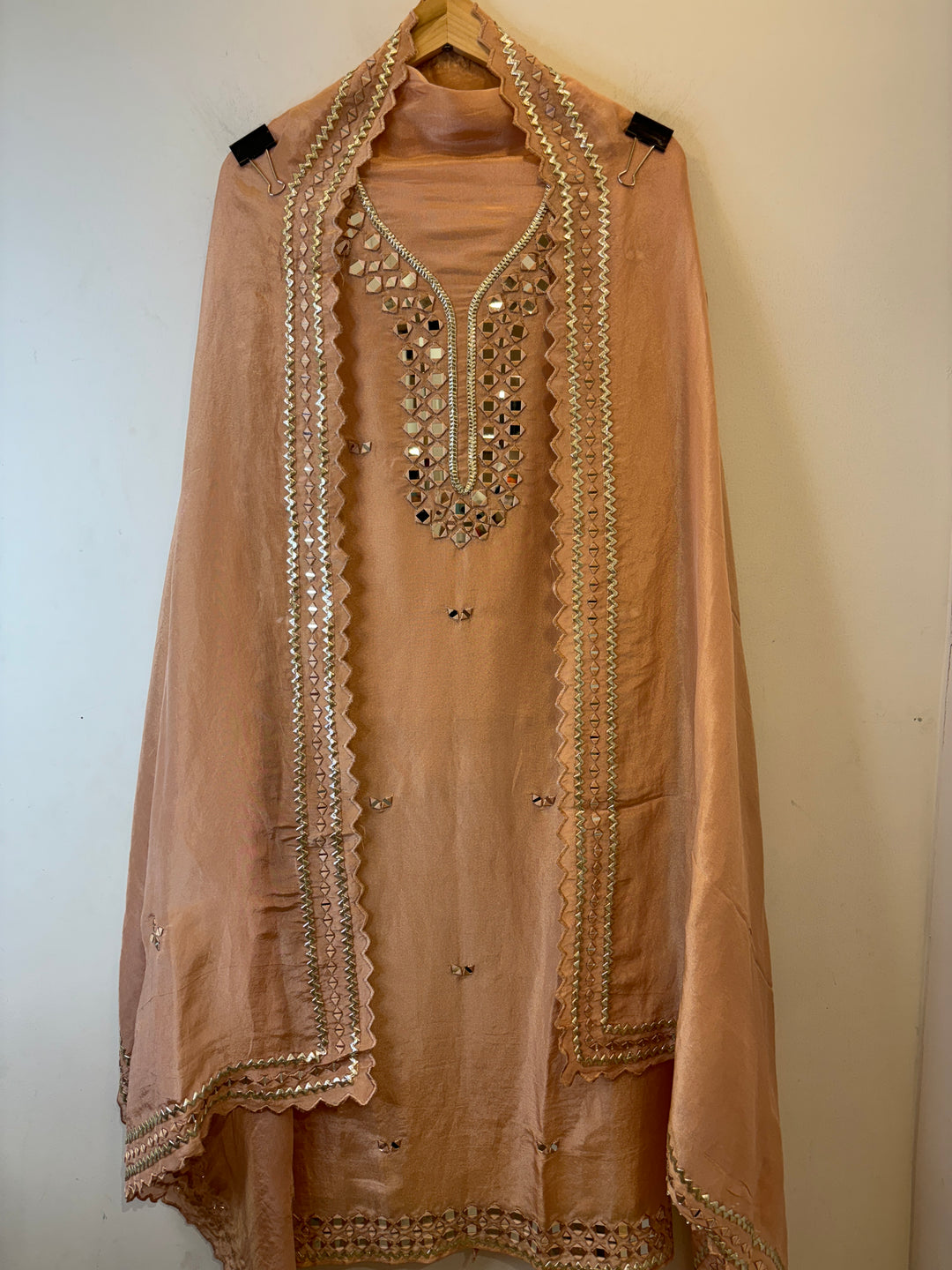 Amaira – Tissue Shimmer Mirror Suit