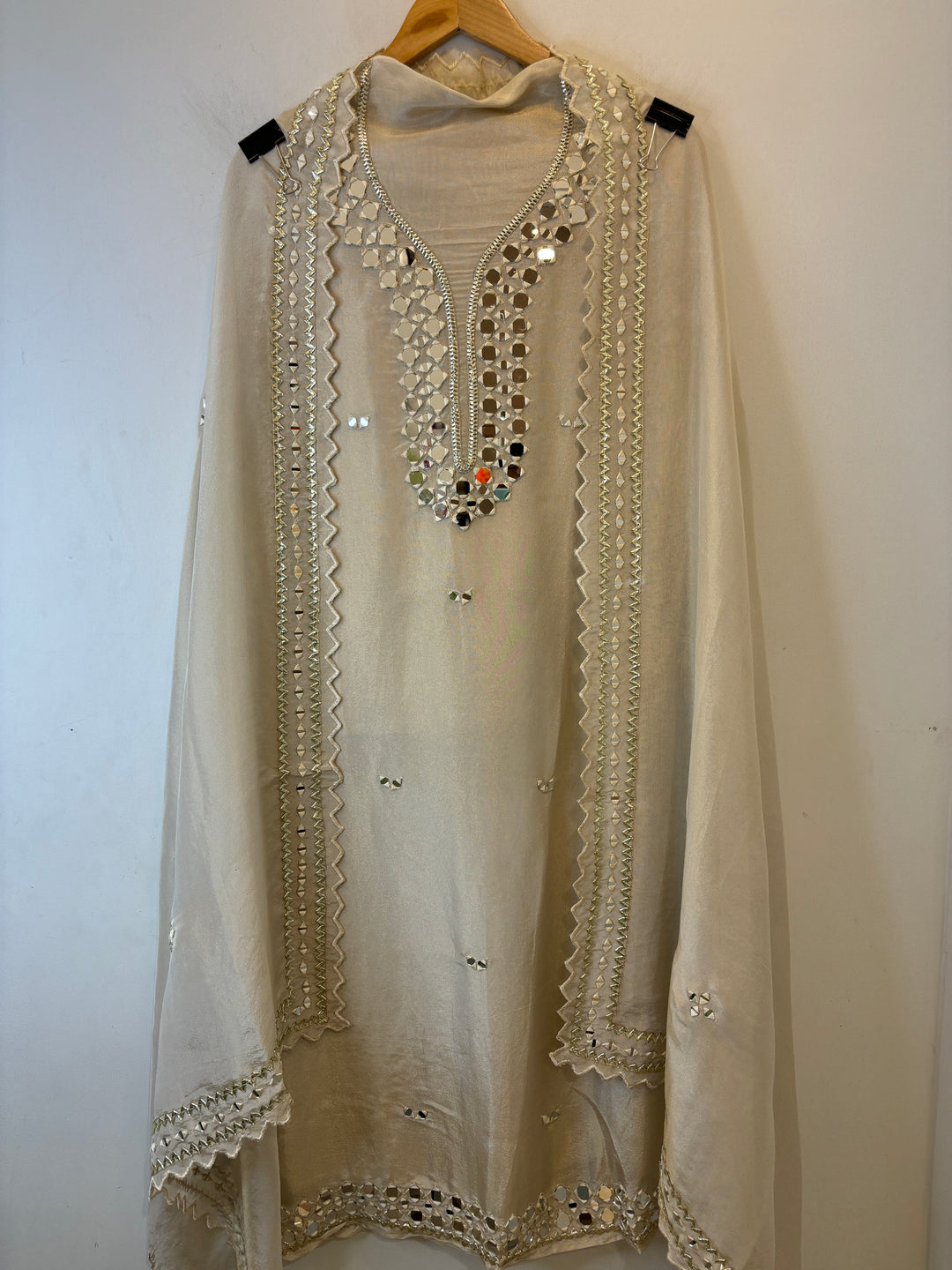 Amaira – Tissue Shimmer Mirror Suit