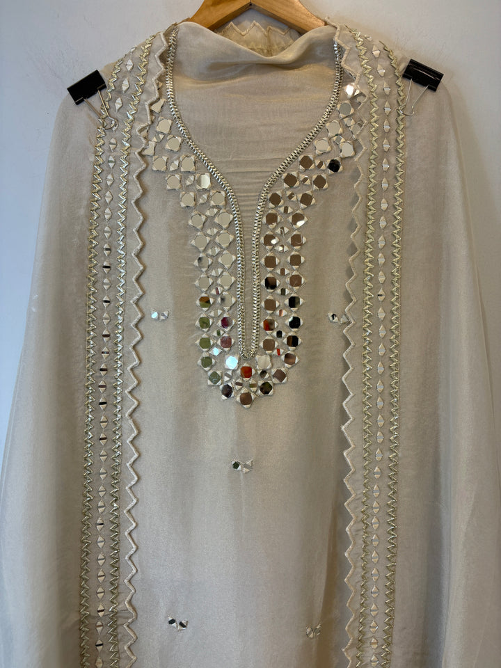 Amaira – Tissue Shimmer Mirror Suit