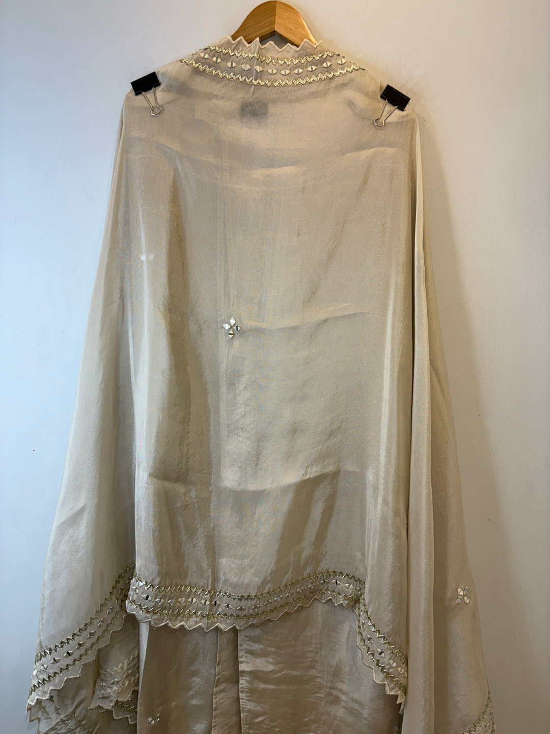 Amaira – Tissue Shimmer Mirror Suit