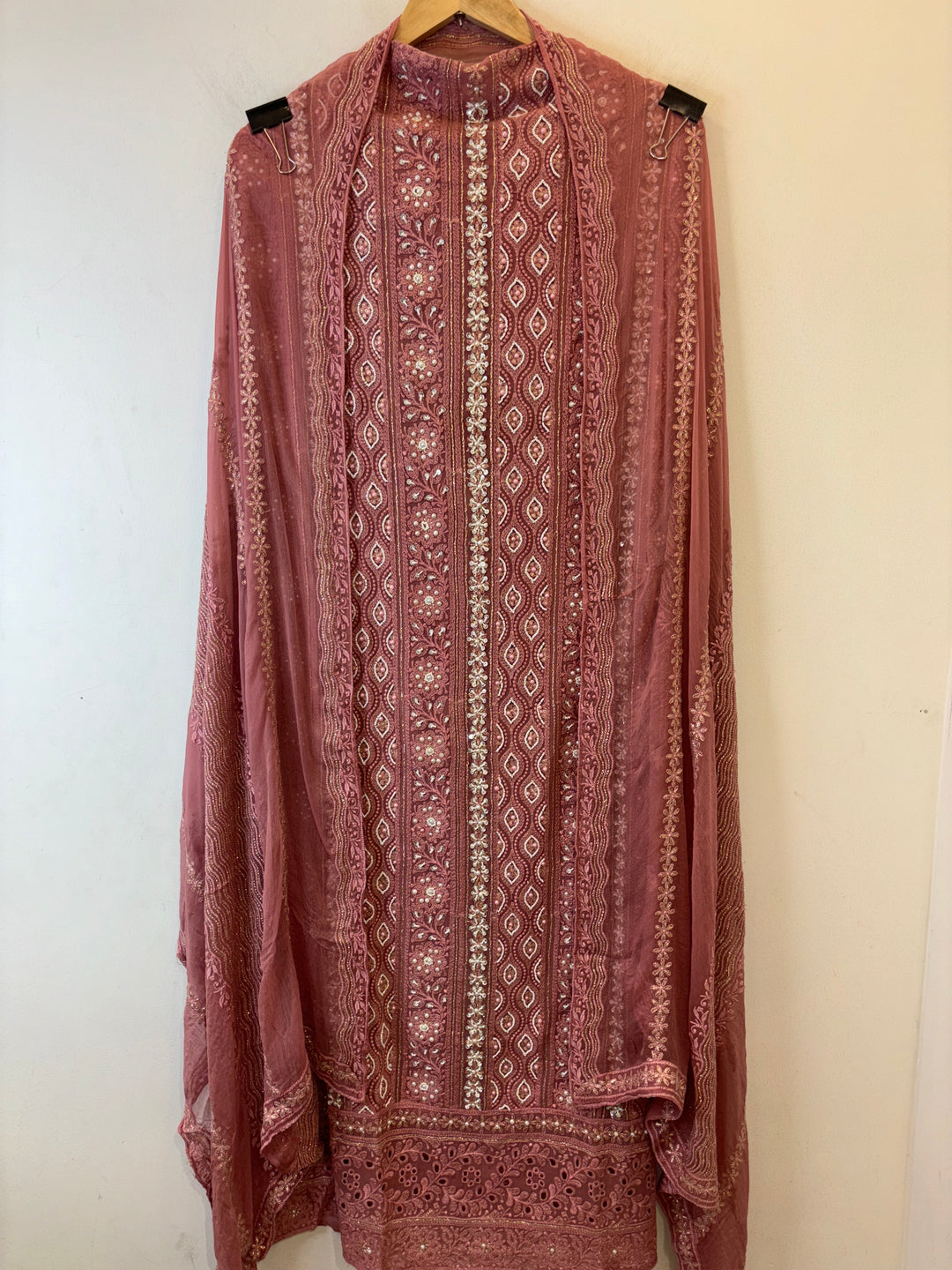 Samaira – Georgette Threadwork Suit