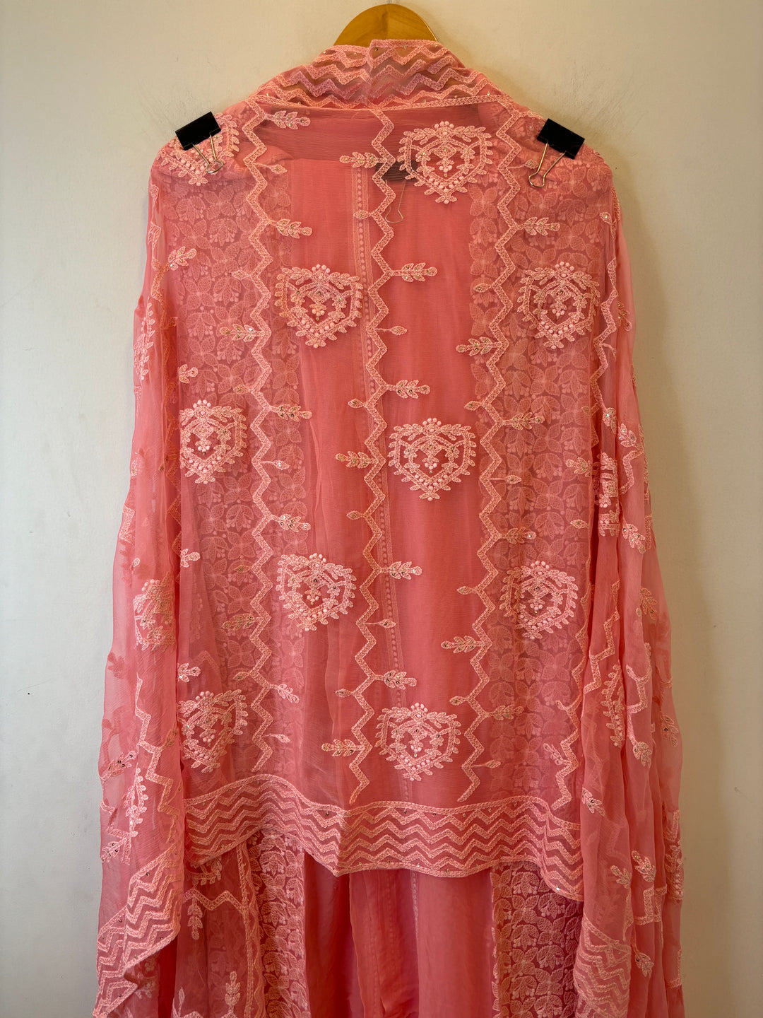 Nureh – Georgette Embroidered Suit