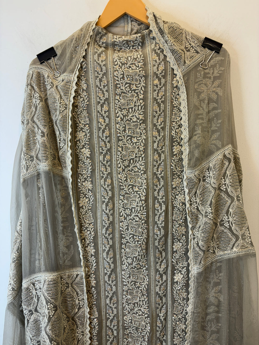 Zeraya – Georgette Zari Suit