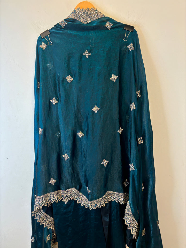 Nayara – Glass Organza Zari Mirror Suit