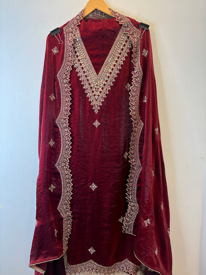 Nayara – Glass Organza Zari Mirror Suit