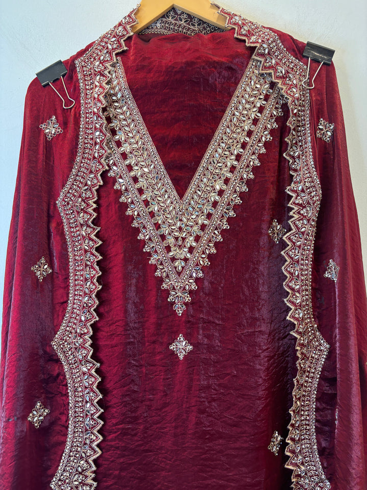 Nayara – Glass Organza Zari Mirror Suit