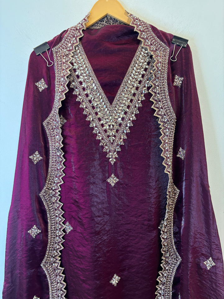 Nayara – Glass Organza Zari Mirror Suit