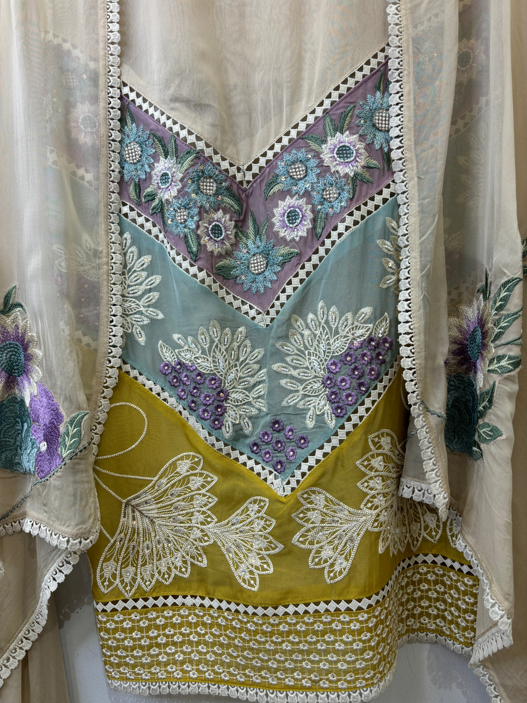 Zimal – Organza Embroidered Suit