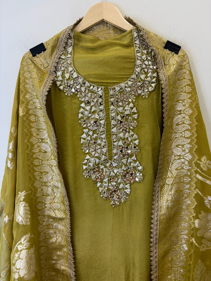 Maeryn – Tissue Suit with Banarasi Organza Dupatta